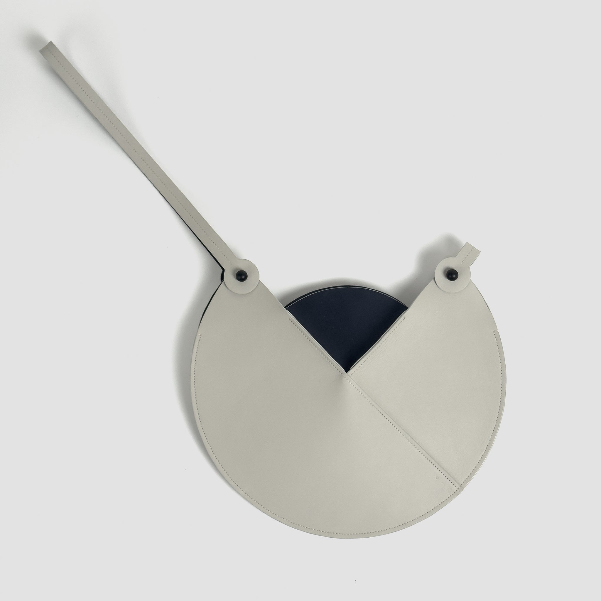 011 Totem - Moonstone